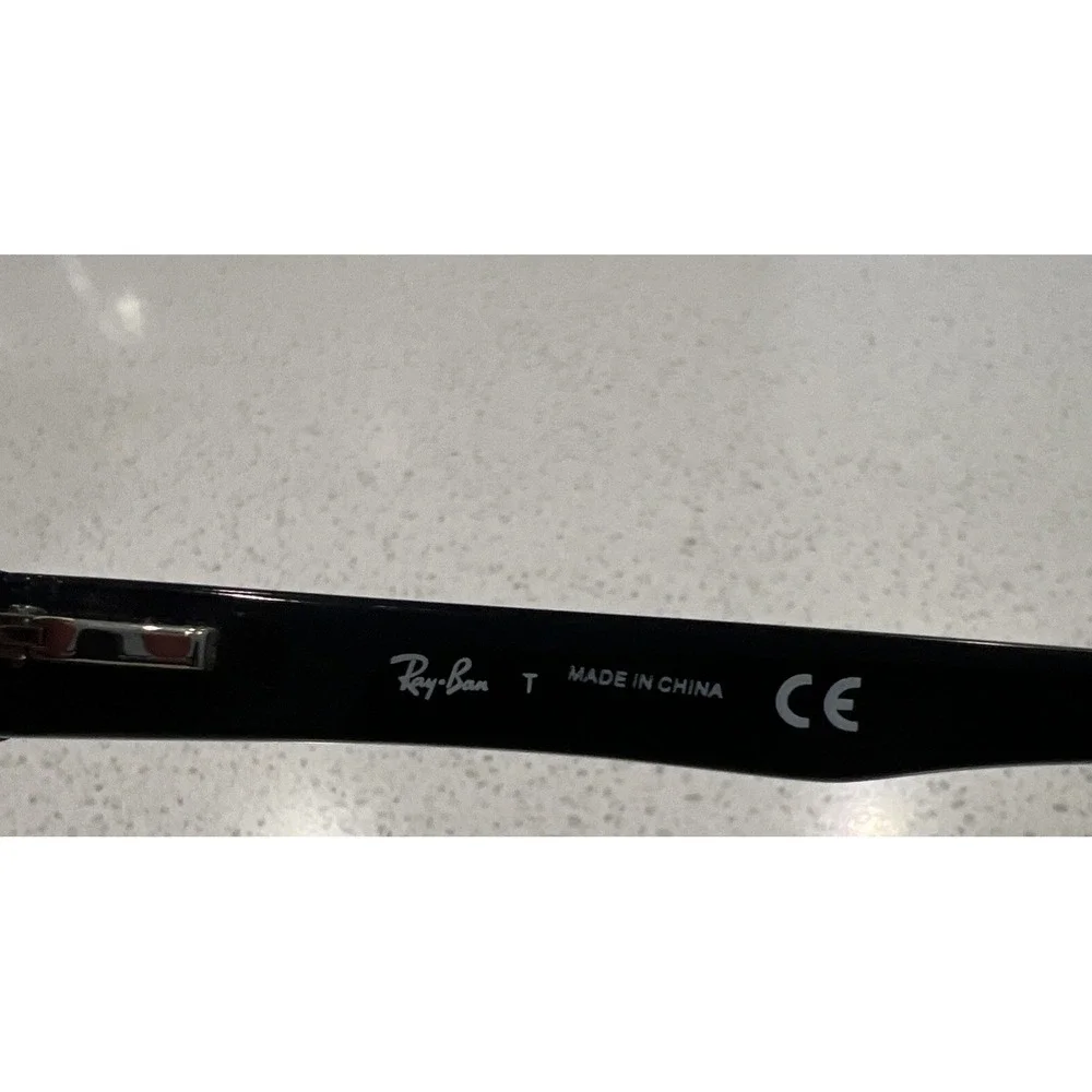 RAY-BAN RB 5268 5119 BLACK AUTHENTIC EYEGLASSES 52-17 DESCRIPTIONS